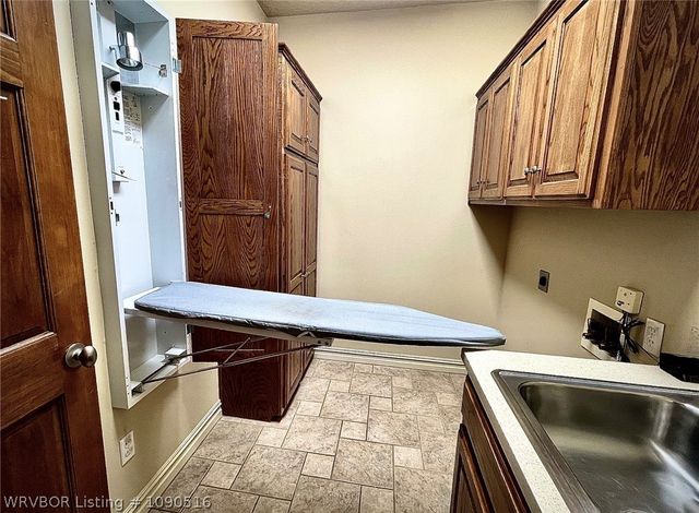 49 Stonegate Court, Fort Smith, AR 72916
