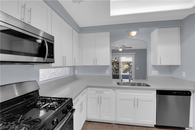 10154 Coffeeberry Court, Las Vegas, NV 89183