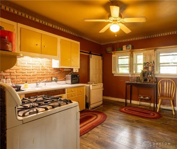 110 E Madison Avenue, Springfield, OH 45504