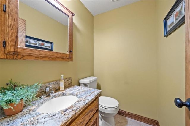 441 E 1700 Road, Baldwin City, KS 66006