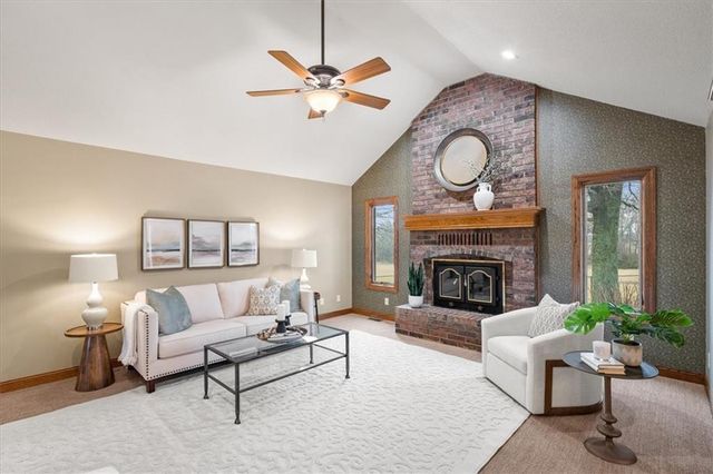 441 E 1700 Road, Baldwin City, KS 66006