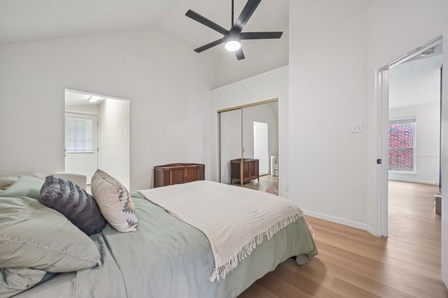924 Ramblewood Drive, Lewisville, TX 75067