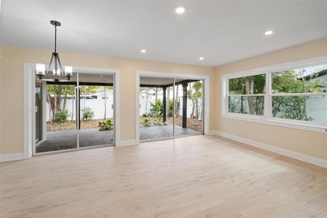 1331 VIEWTOP DRIVE, Clearwater, FL 33764