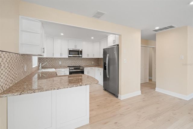 1331 VIEWTOP DRIVE, Clearwater, FL 33764