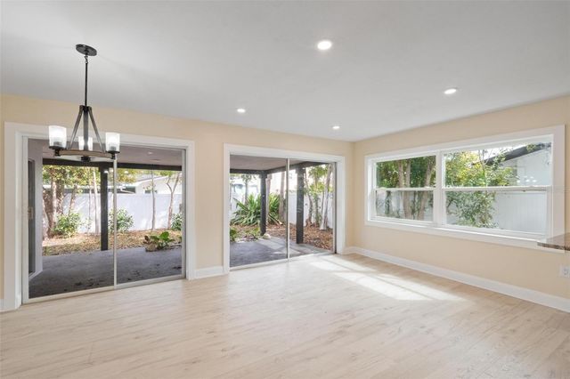 1331 VIEWTOP DRIVE, Clearwater, FL 33764