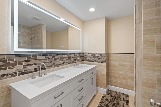 1331 VIEWTOP DRIVE, Clearwater, FL 33764