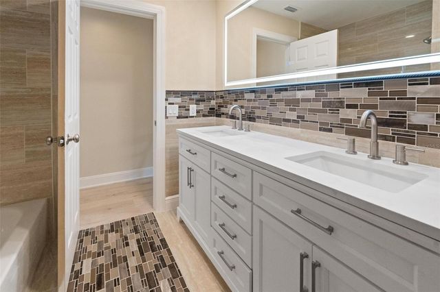 1331 VIEWTOP DRIVE, Clearwater, FL 33764