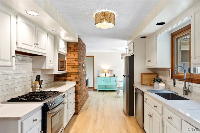 2380 East Lake Road, Spafford, NY 13152