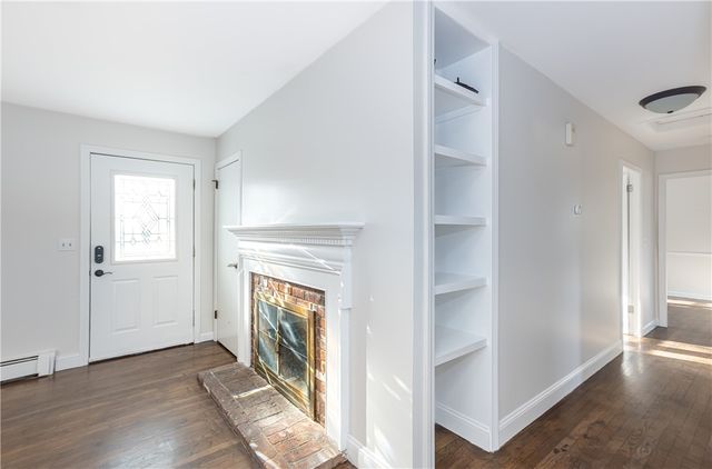 11 Granada Terrace, Middletown, RI 02842