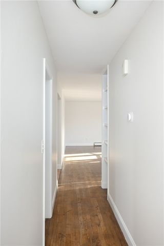 11 Granada Terrace, Middletown, RI 02842