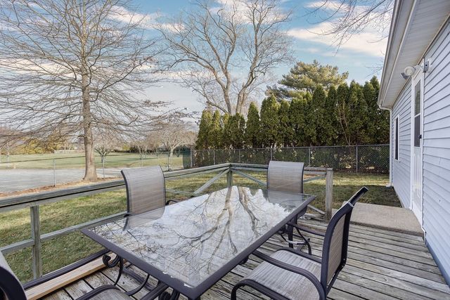 11 Granada Terrace, Middletown, RI 02842