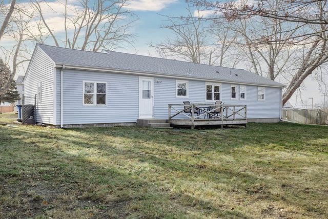 11 Granada Terrace, Middletown, RI 02842