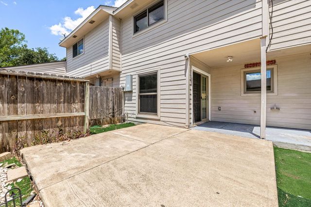 9263 Westwood Village Drive 50, Houston, TX 77036