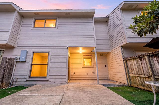 9263 Westwood Village Drive 50, Houston, TX 77036