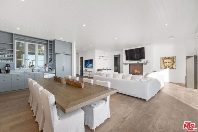 27212 Escondido Beach Road, Malibu, CA 90265