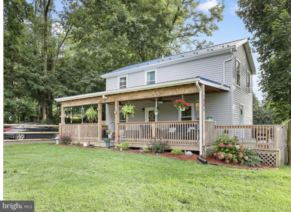 1004 MAIN ST, Delta, PA 17314