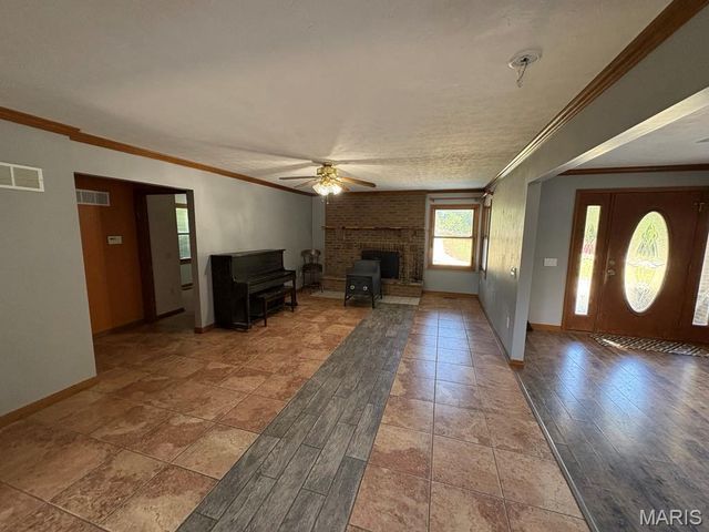 17892 Sudden Valley Lane, Warrenton, MO 63383