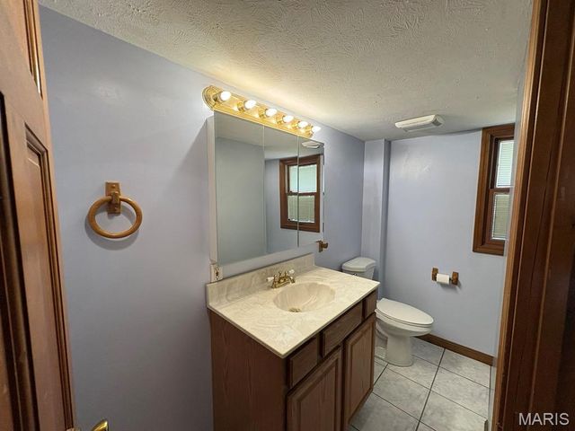 17892 Sudden Valley Lane, Warrenton, MO 63383