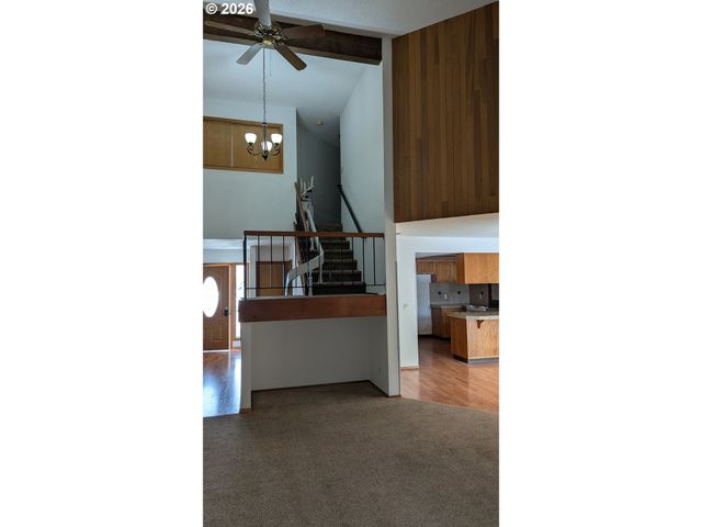 4040 Se WYNNWOOD Dr, Hillsboro, OR 97123