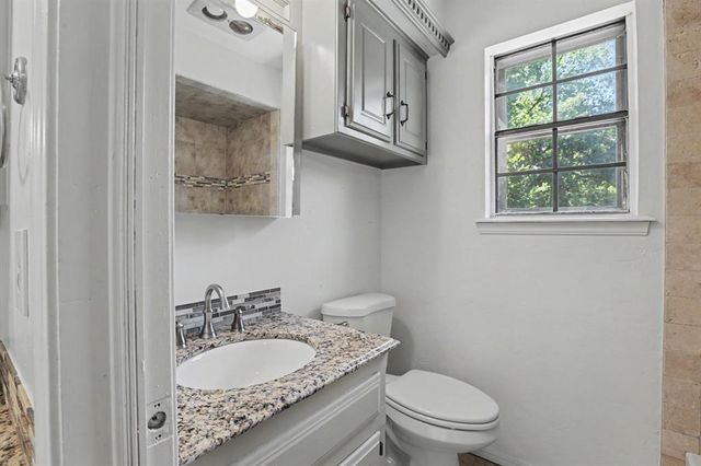 2404 Lytal Lane, Edmond, OK 73013