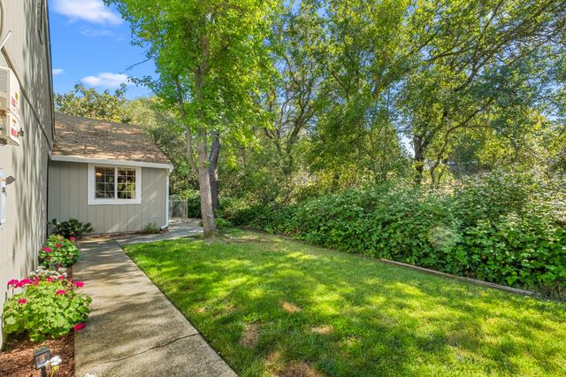 3328 Village Ct, Cameron Park, CA 95682