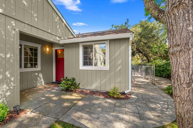3328 Village Ct, Cameron Park, CA 95682