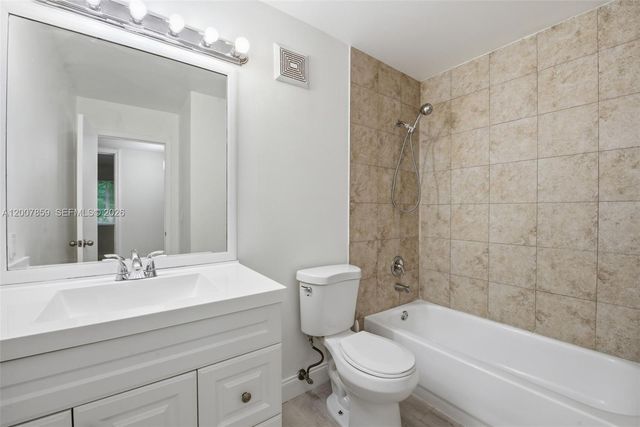 12124 Saint Andrews Pl 201, Miramar, FL 33025