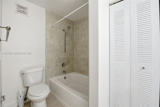 12124 Saint Andrews Pl 201, Miramar, FL 33025