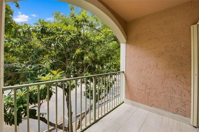 12124 Saint Andrews Pl 201, Miramar, FL 33025