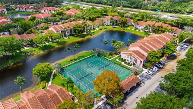 12124 Saint Andrews Pl 201, Miramar, FL 33025