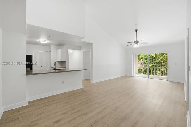 12124 Saint Andrews Pl 201, Miramar, FL 33025