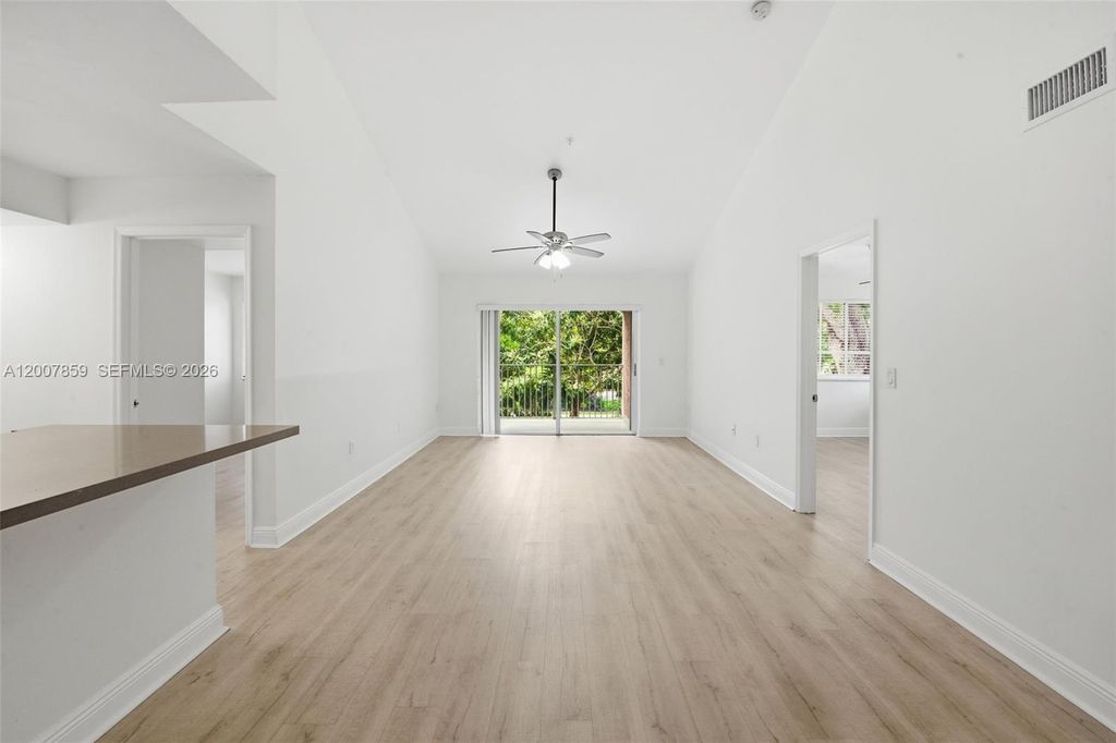 12124 Saint Andrews Pl 201, Miramar, FL 33025