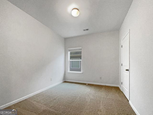 386 Hill Crest Circle, Hiram, GA 30141