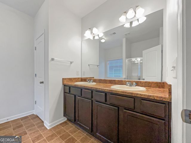 386 Hill Crest Circle, Hiram, GA 30141