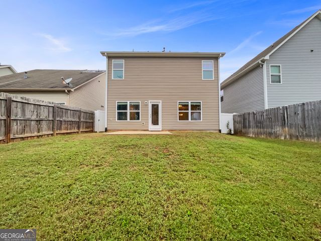 386 Hill Crest Circle, Hiram, GA 30141