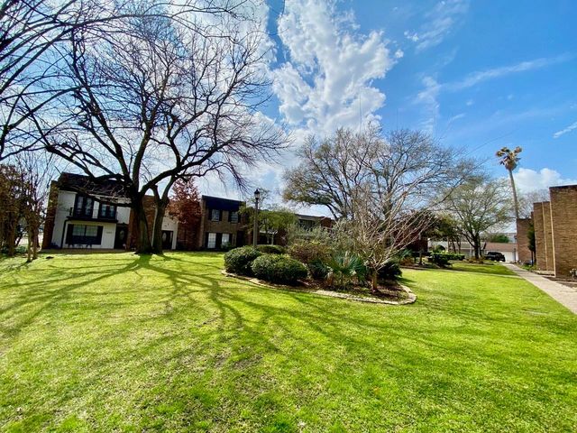 1259 Blalock Road, Houston, TX 77055