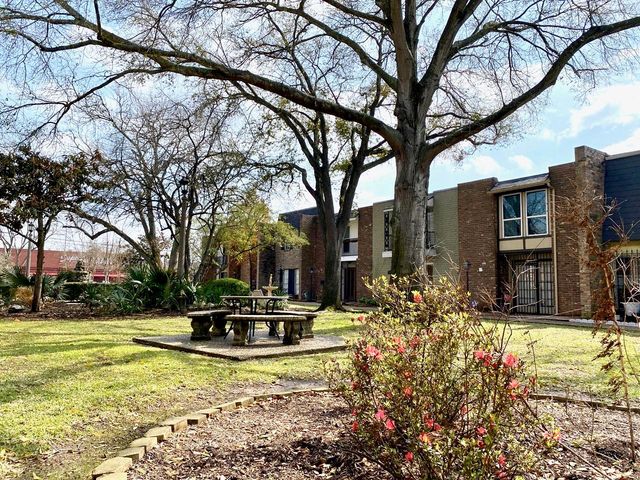 1259 Blalock Road, Houston, TX 77055