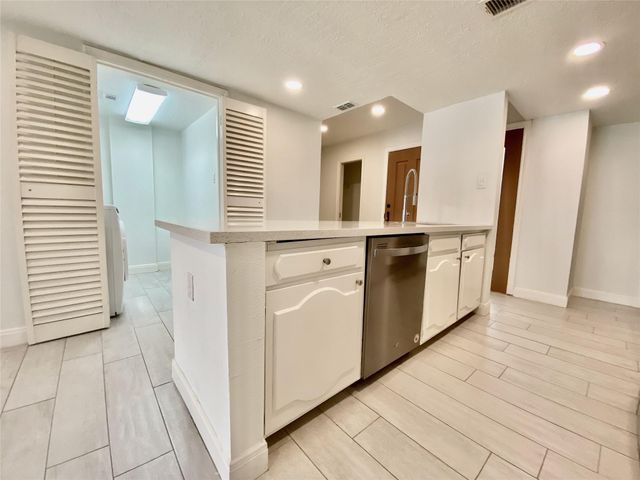 1259 Blalock Road, Houston, TX 77055