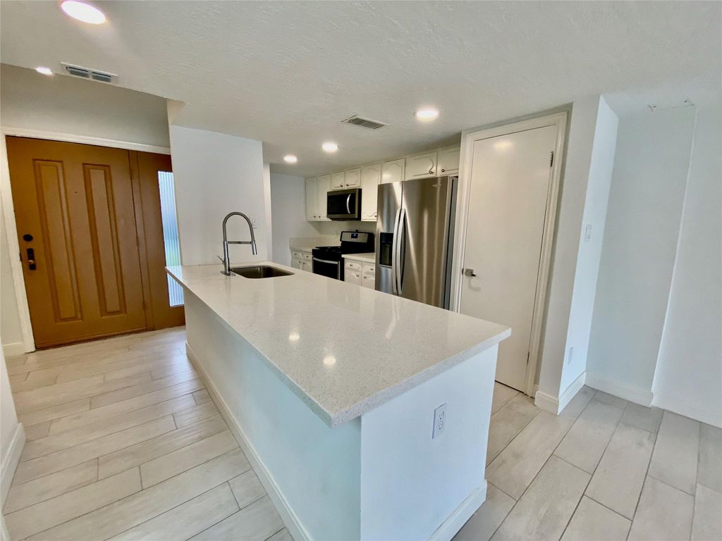 1259 Blalock Road, Houston, TX 77055