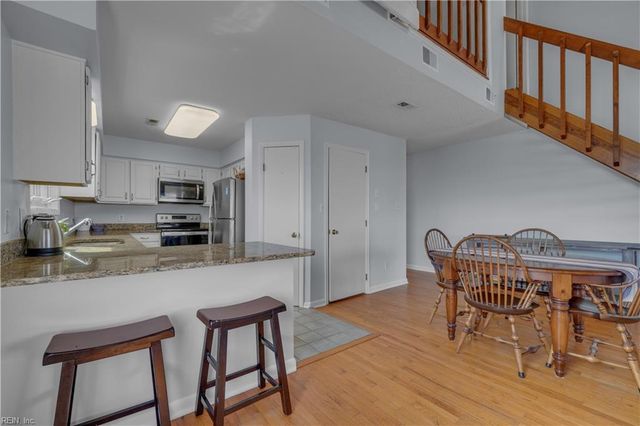 1216 W Ocean View Ave Apt D, Norfolk, VA 23503