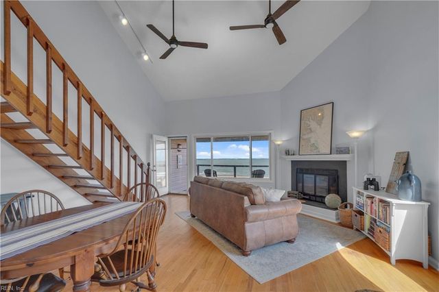 1216 W Ocean View Ave Apt D, Norfolk, VA 23503