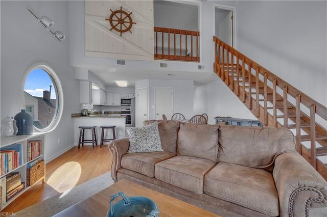 1216 W Ocean View Ave Apt D, Norfolk, VA 23503