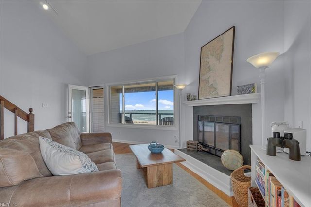 1216 W Ocean View Ave Apt D, Norfolk, VA 23503