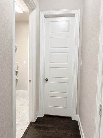 630 Roscoe Drive, Midlothian, TX 76065