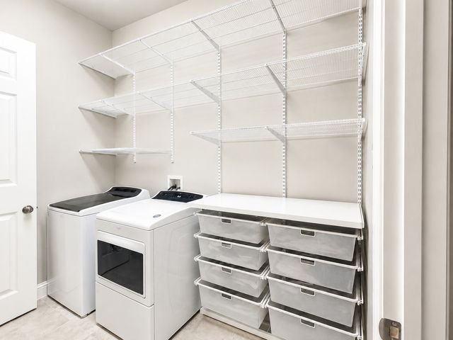 630 Roscoe Drive, Midlothian, TX 76065