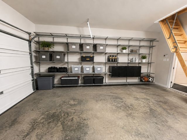 630 Roscoe Drive, Midlothian, TX 76065