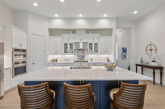 14537 SWISS BRIDGE DRIVE, Lithia, FL 33547