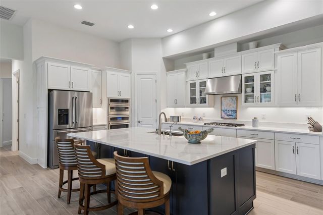 14537 SWISS BRIDGE DRIVE, Lithia, FL 33547