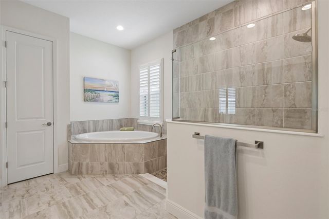 14537 SWISS BRIDGE DRIVE, Lithia, FL 33547