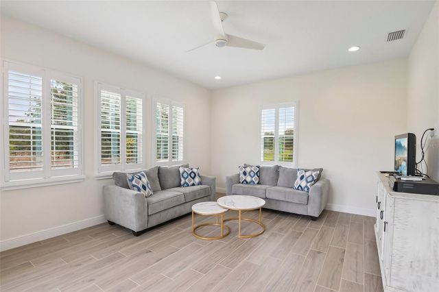 14537 SWISS BRIDGE DRIVE, Lithia, FL 33547